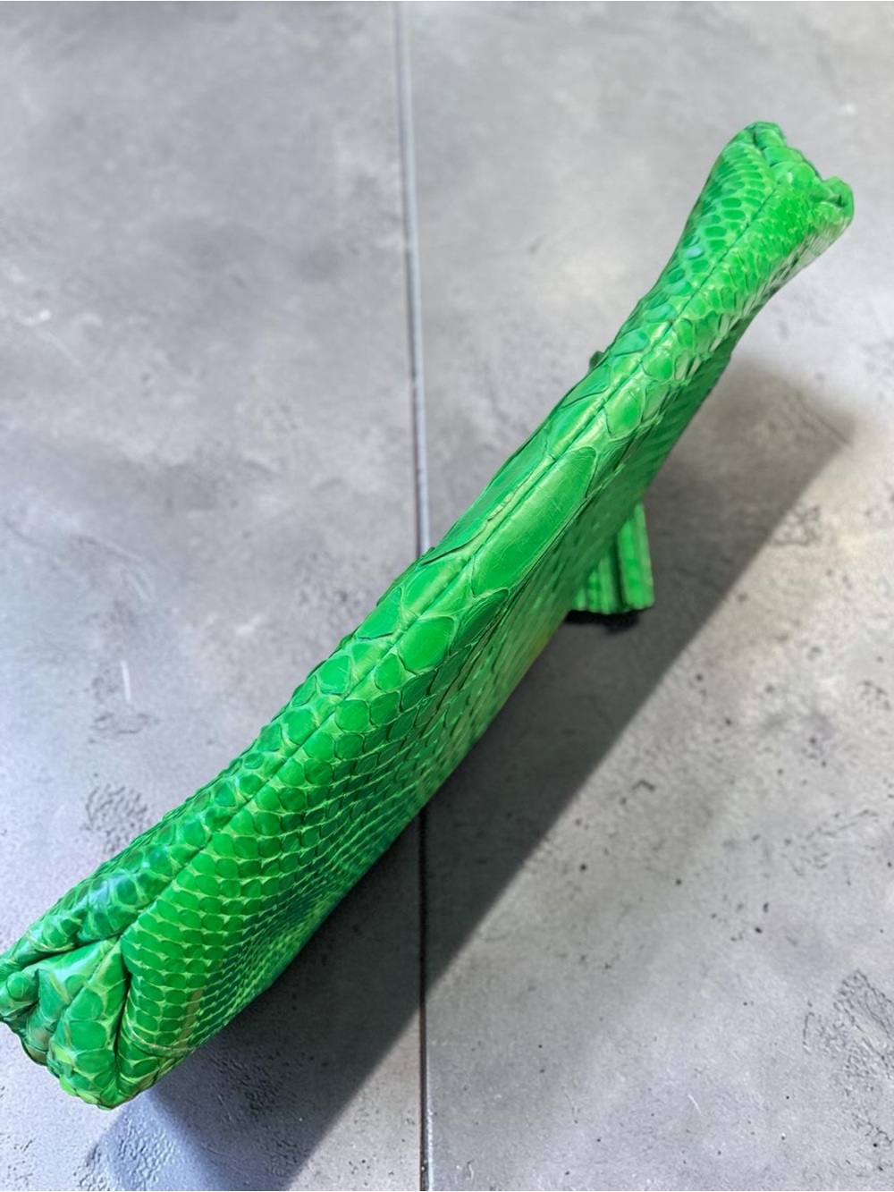 Green Python-Embossed Tassel Clutch - Picture 3 of 9